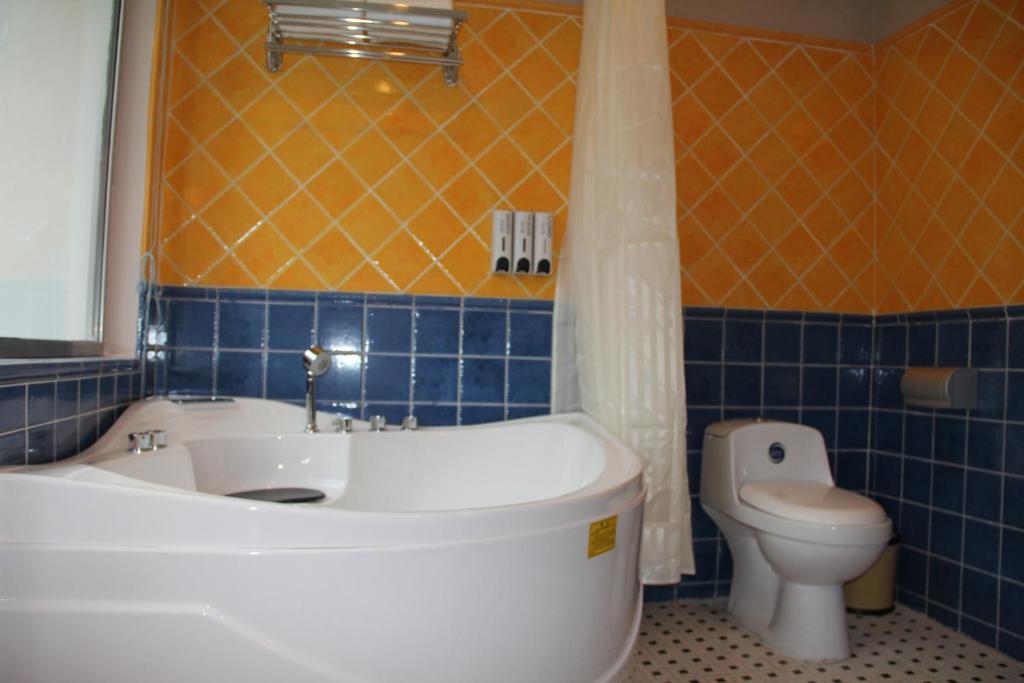 Michael'S Inn & Suites Γκουιλίν Δωμάτιο φωτογραφία