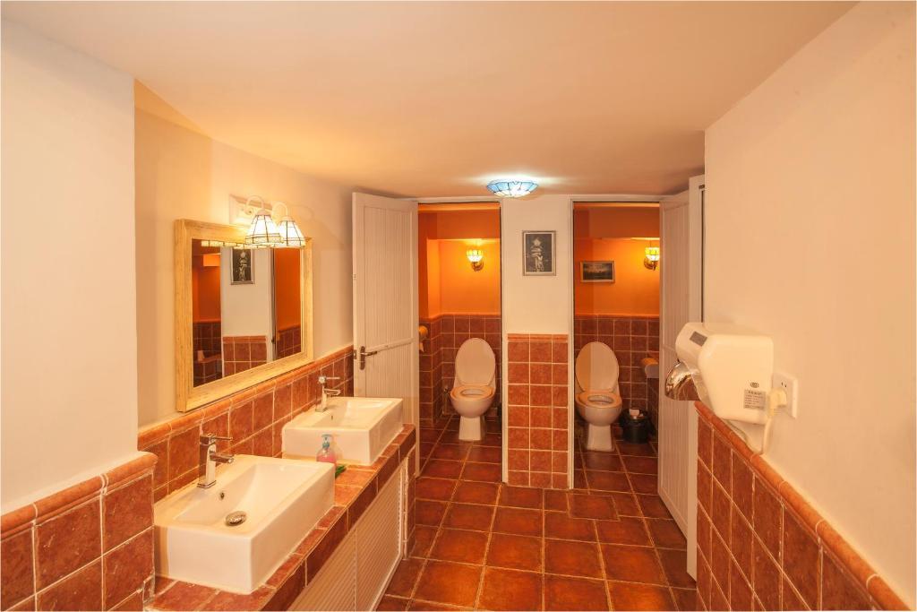 Michael'S Inn & Suites Γκουιλίν Εξωτερικό φωτογραφία