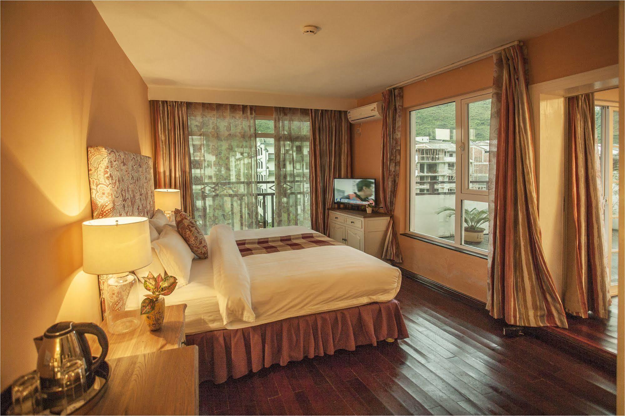 Michael'S Inn & Suites Γκουιλίν Εξωτερικό φωτογραφία